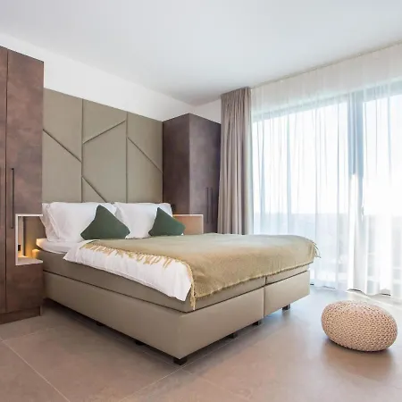 Unparalleled Luxury At Fuskulina Villa