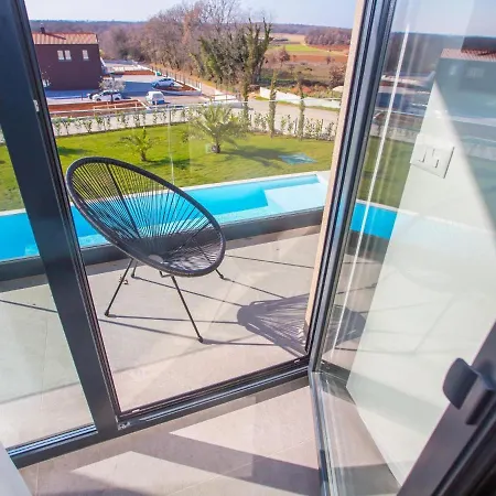 Unparalleled Luxury At Fuskulina *
